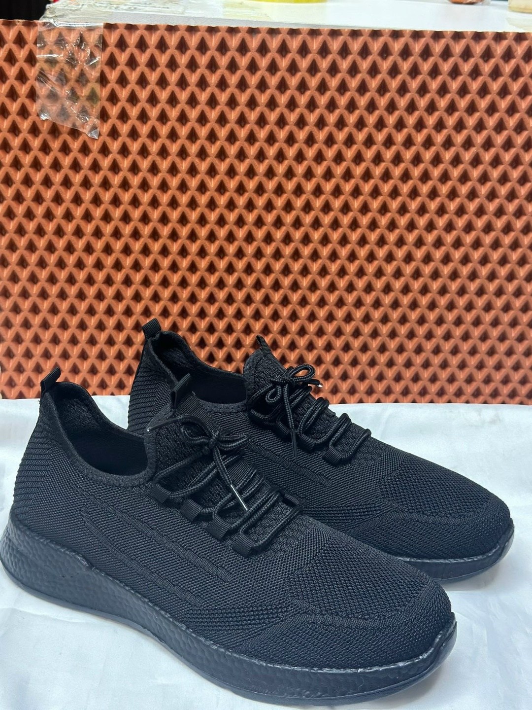 ,спортивная ,женские кроссовки,повседневные кроссовки,мужские кроссовки