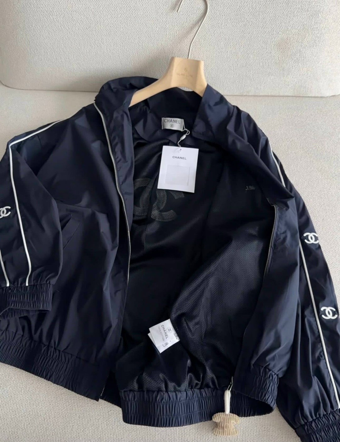 куртка chanel,стильная куртка,повседневная куртка,куртка модная,куртка свободная