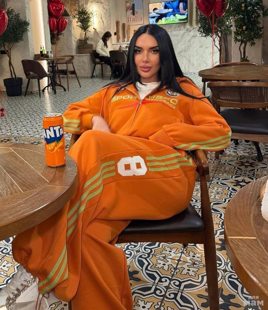 женский спортивный костюм,красный спортивный костюм женский адидас,костюм спортивный,костюм адидас,костюм спорт