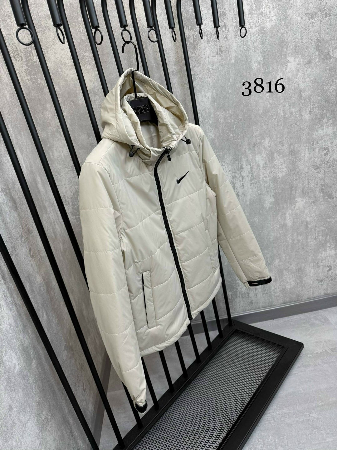 зимняя куртка nike,куртка демисезонная,зимние куртки,куртка,куртка белая