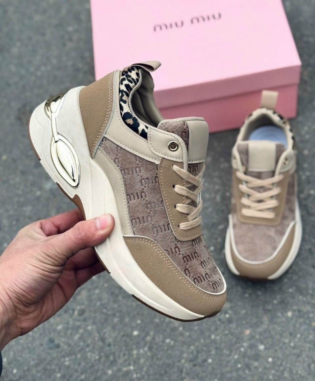 кроссовки женскиe,,кроссовки модные,кроссовка,кроссовки стильные женские