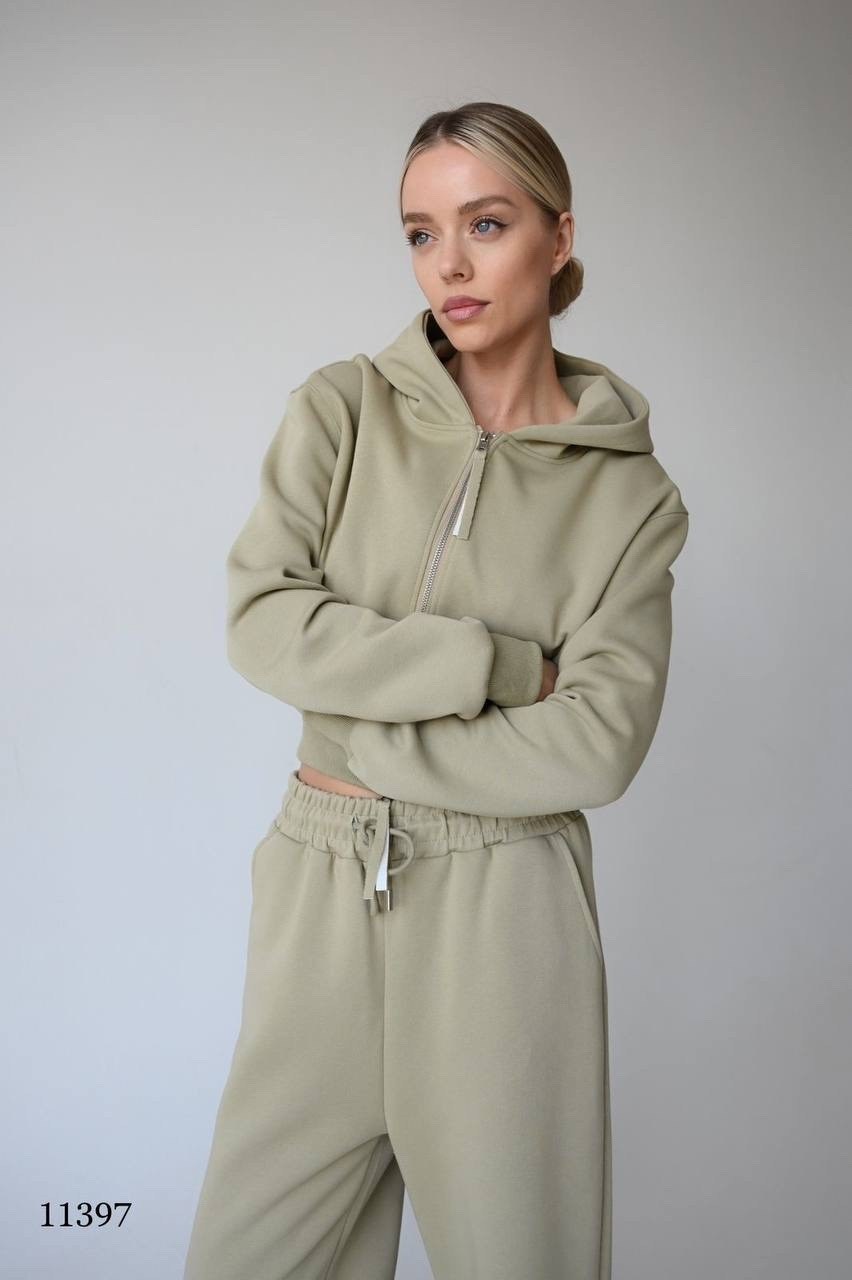 спортивный костюм с брюками на кулиске olli suits,спортивный костюм с зип худи и брюками,женский спортивный костюм,cпортивный костюм женский на флисе,костюм женский