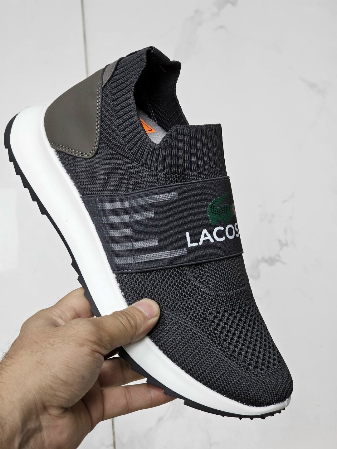 ,кроссовка мужской,мужские кроссовки,кроссовки армани,спортивная