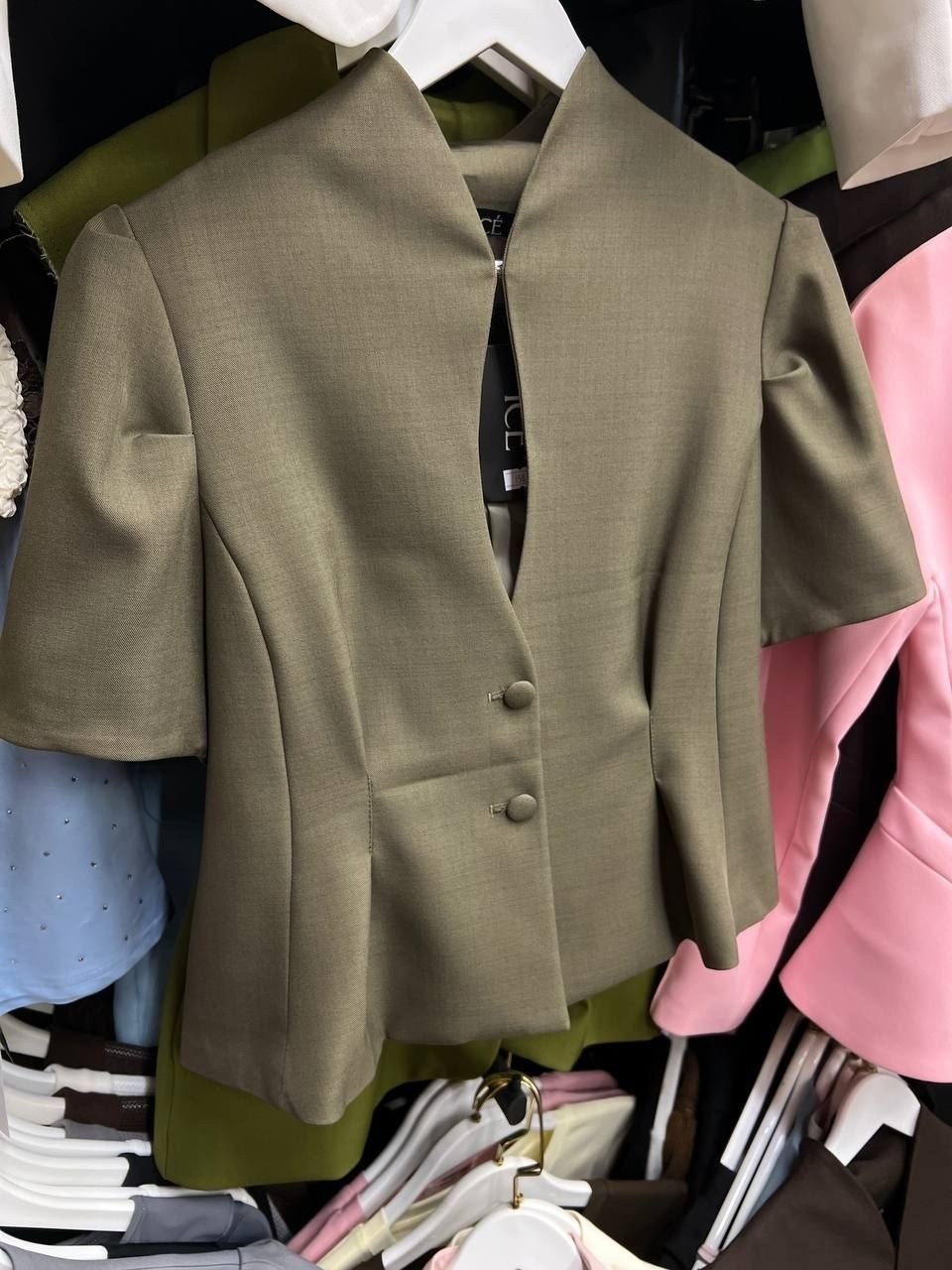 жакет,женские жакеты,элегантный жакет,приталенный жакет,жакет серый