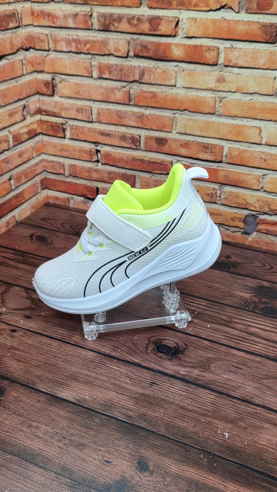 кроссовки,кроссовки детские nike corout mid 36,5,baas кроссовки,кроссовки закрытые,кроссовки летни
