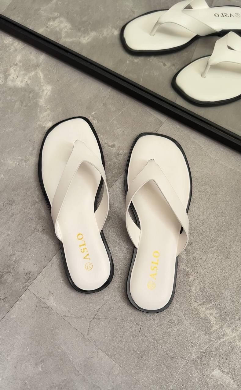 женские шлепанцы,,модные шлепанцы,шлепки женские,женские пляжные шлепанцы