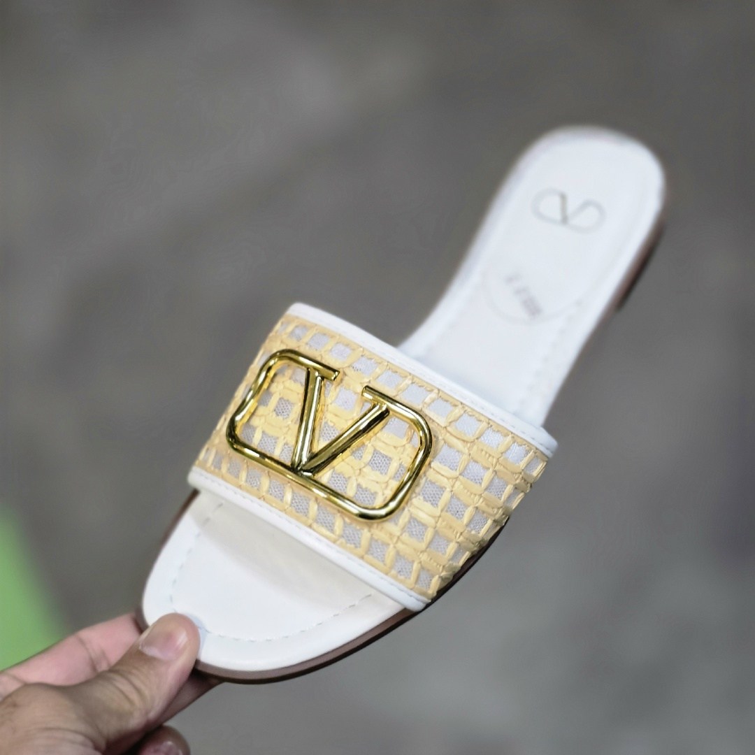 шлепанцы valentino,,шлепки валентино женские,шлепанцы женские,шлепки валентино