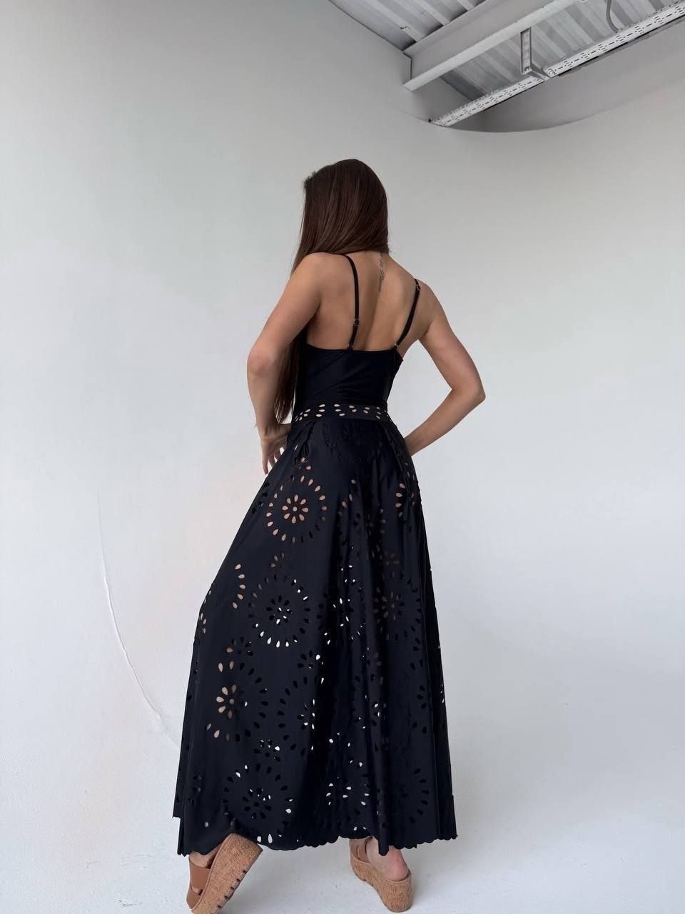 женский слитный купальник,слитные купальник,цельные купальники,купальники модные,купальник с высоким вырезом