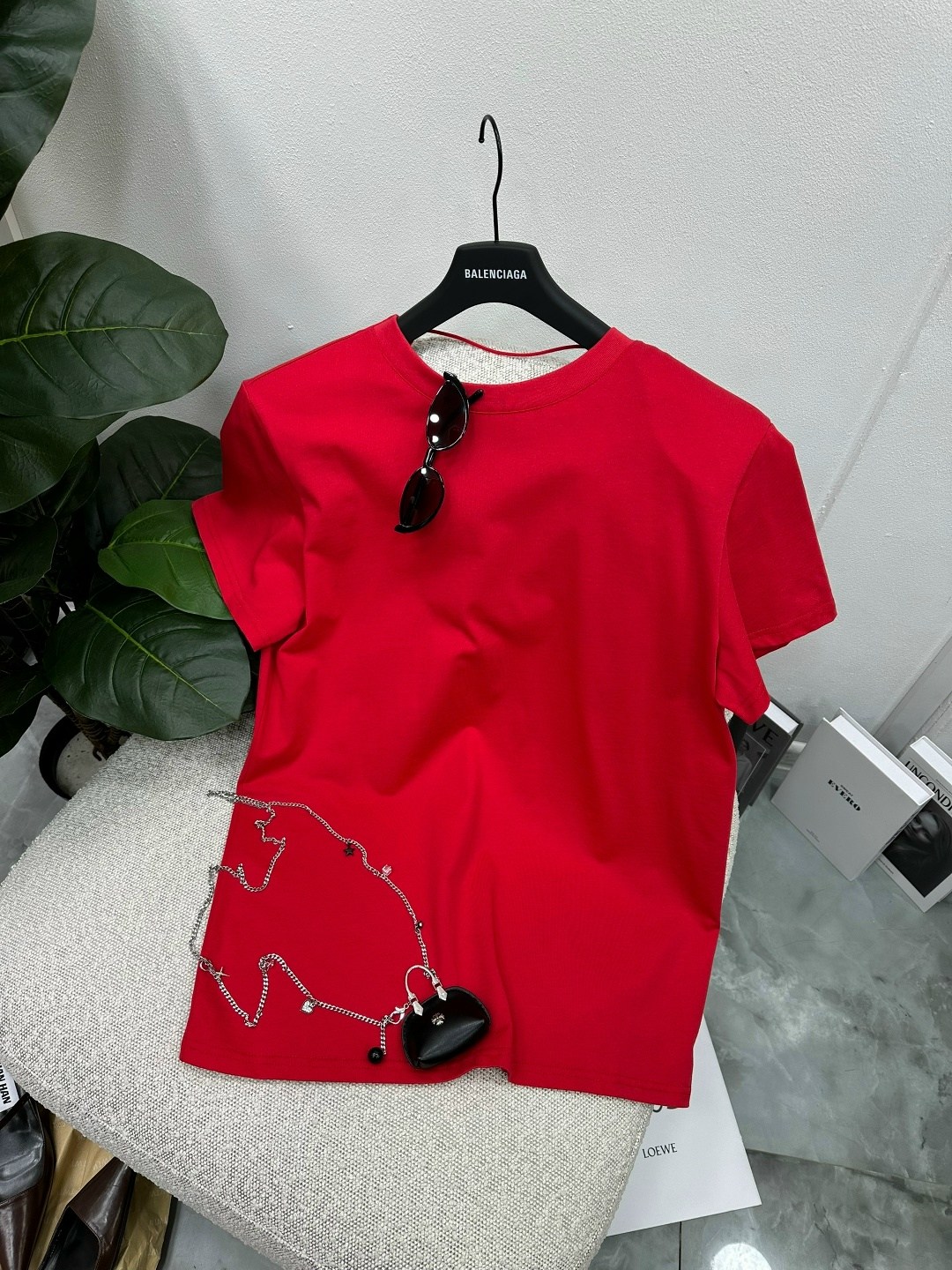 футболки женская,футболки модные,футболки для женщин,футболка,футболки мужские