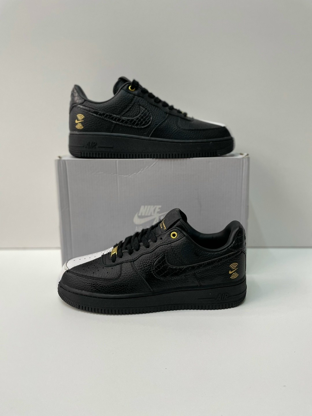 nike air force 1 low 40th anniversary edition split black white,nike air force 1 anniversary edition,nike air force 1 07 prm,кроссовки мужские nike air force 1,кроссовки nike air force low anniversary