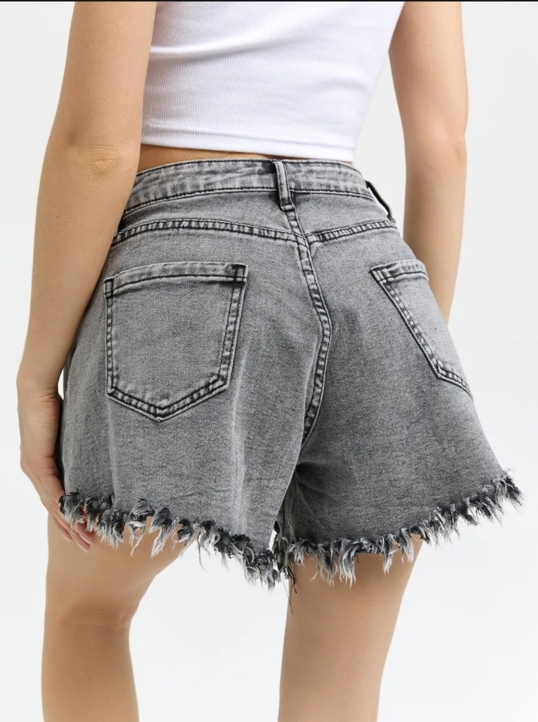 шорты джинсовые клеш,женские джинсовые шорты,джинсовые шорты клеш с бахрамой,джинсовые шорты,широкие джинсовые шорты