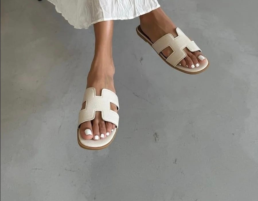 шлепки hermes женские,шлепки гермес женские,шлепки гермес,шлепки гермес белые,шлепки эрмес оран