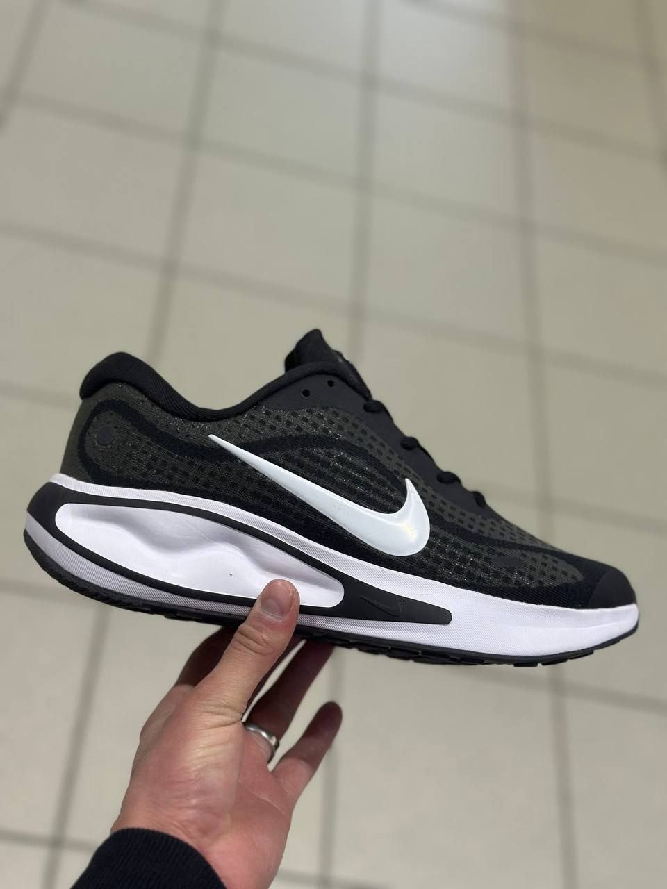 кроссовки,кроссовки nike,кроссовки беговые,кроссовки мужские nike,удобные кроссовки