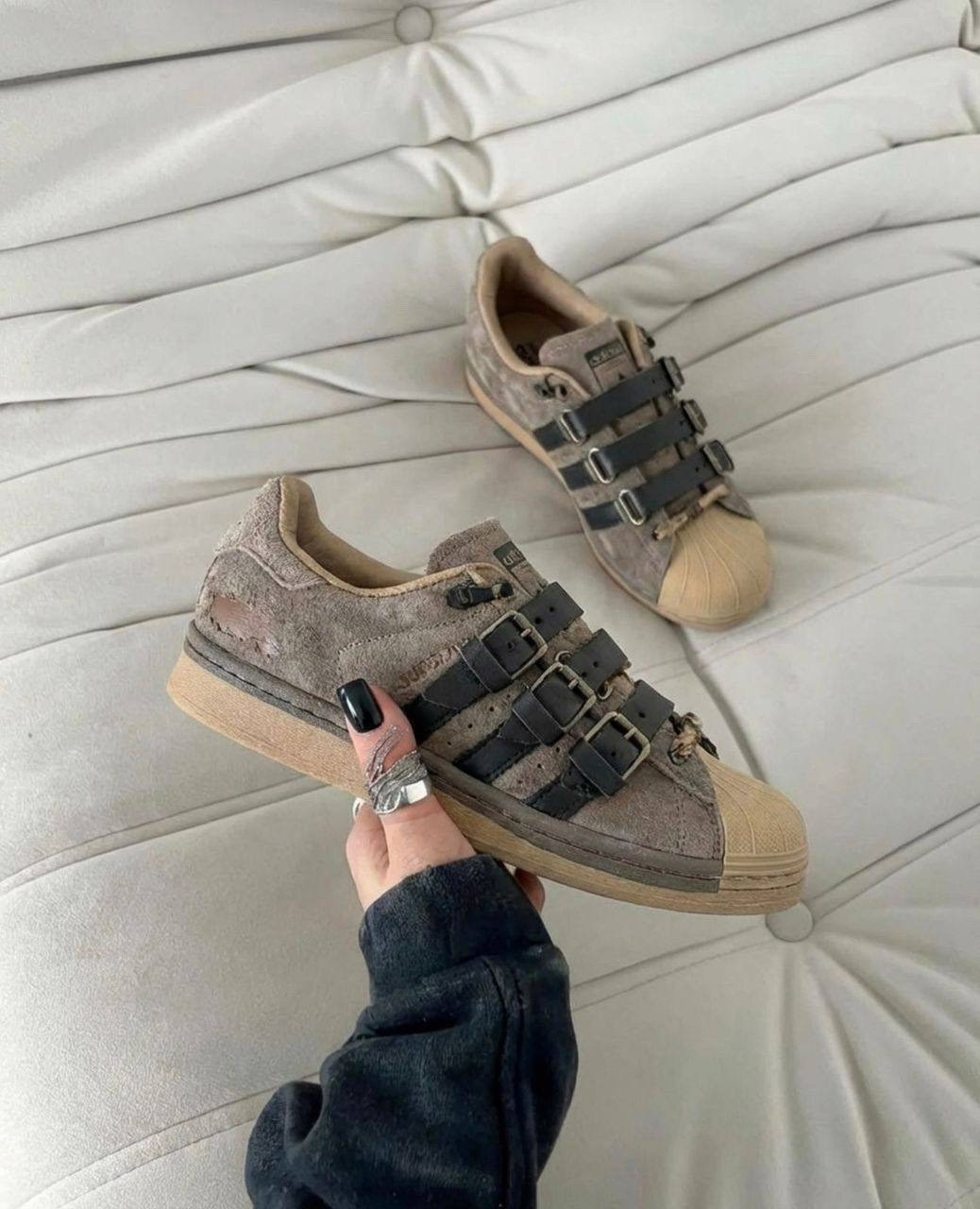 кроссовки adidas superstar,,спортивная  ad originals superstar adidas,кроссовки adidas superstar peri shoes,кроссовки adidas superstar rabbit hole brown