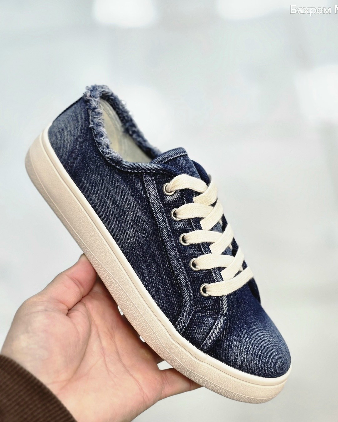 ,повседневные кроссовки,кроссовки кеды,джинсовые кроссовки,спортивная