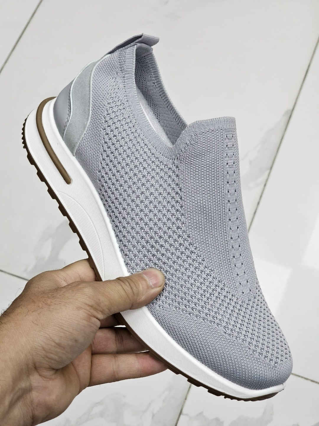 ,кроссовка мужской,мужские кроссовки,кроссовки армани,спортивная