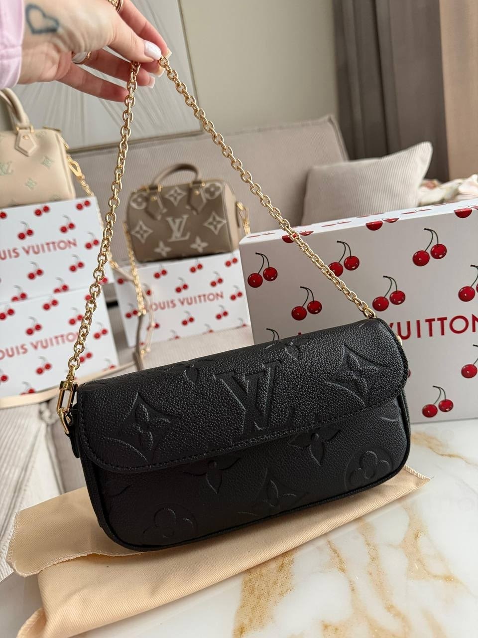 женская сумка louis vuitton,louis vuitton сумки,сумка-клатч louis vuitton pochette felicie,louis vuitton сумка на плечо,сумка louis vuitton felicie клатч на цепочке