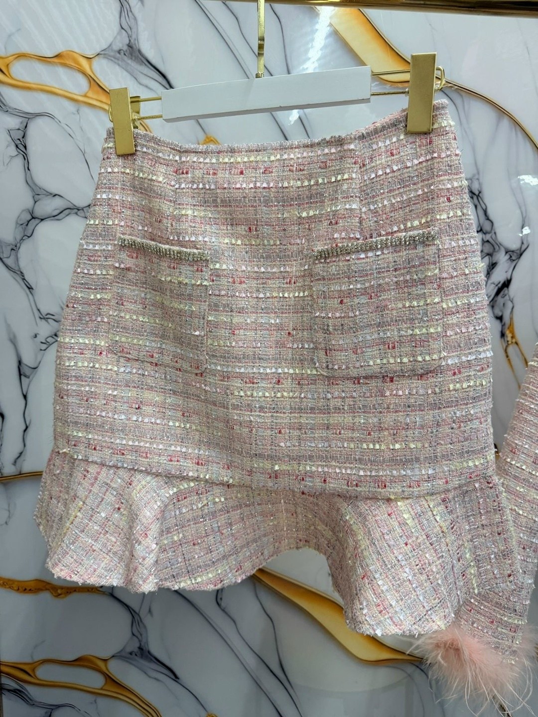 твидовый костюм женский,твидовые костюмы,твидовый костюм с юбкой,шанель твидовый костюм,твидовый костюм розовый