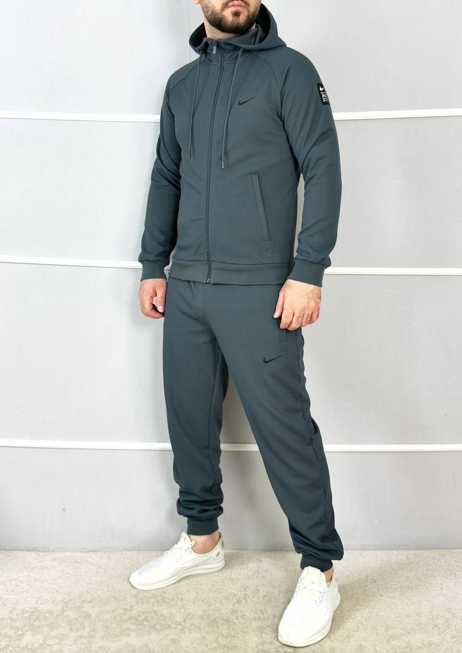 спортивный костюм nike,спортивный костюм ,спортивный костюм,костюм мужской,мужской спортивный костюм