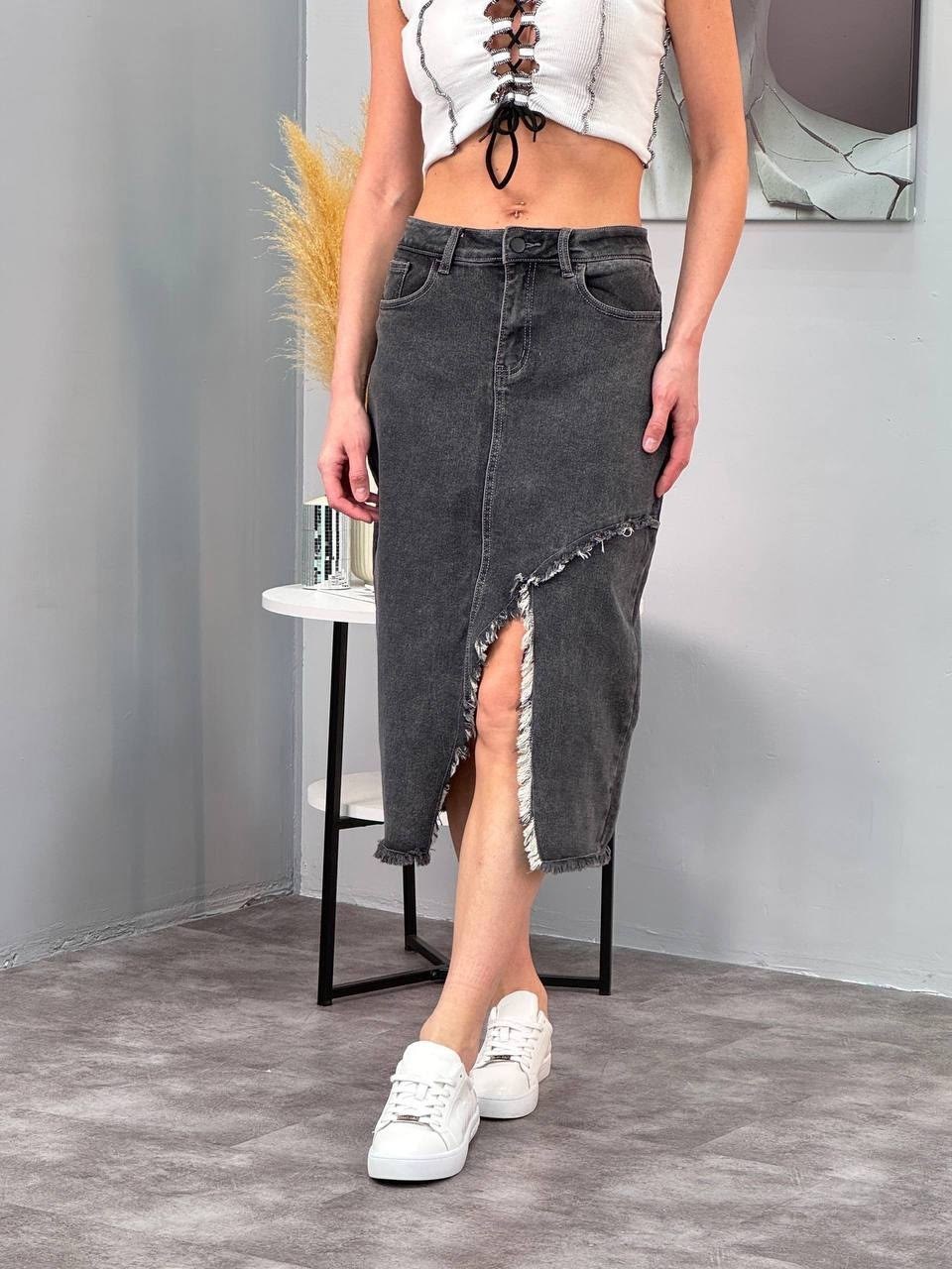 юбка миди джинсовая с разрезом,юбка джинсовая миди с разрезом спереди,юбка миди джинсовая с разрезом спереди ниже колен,длинная джинсовая юбка с разрезом спереди,джинсовая юбка с разрезом спереди