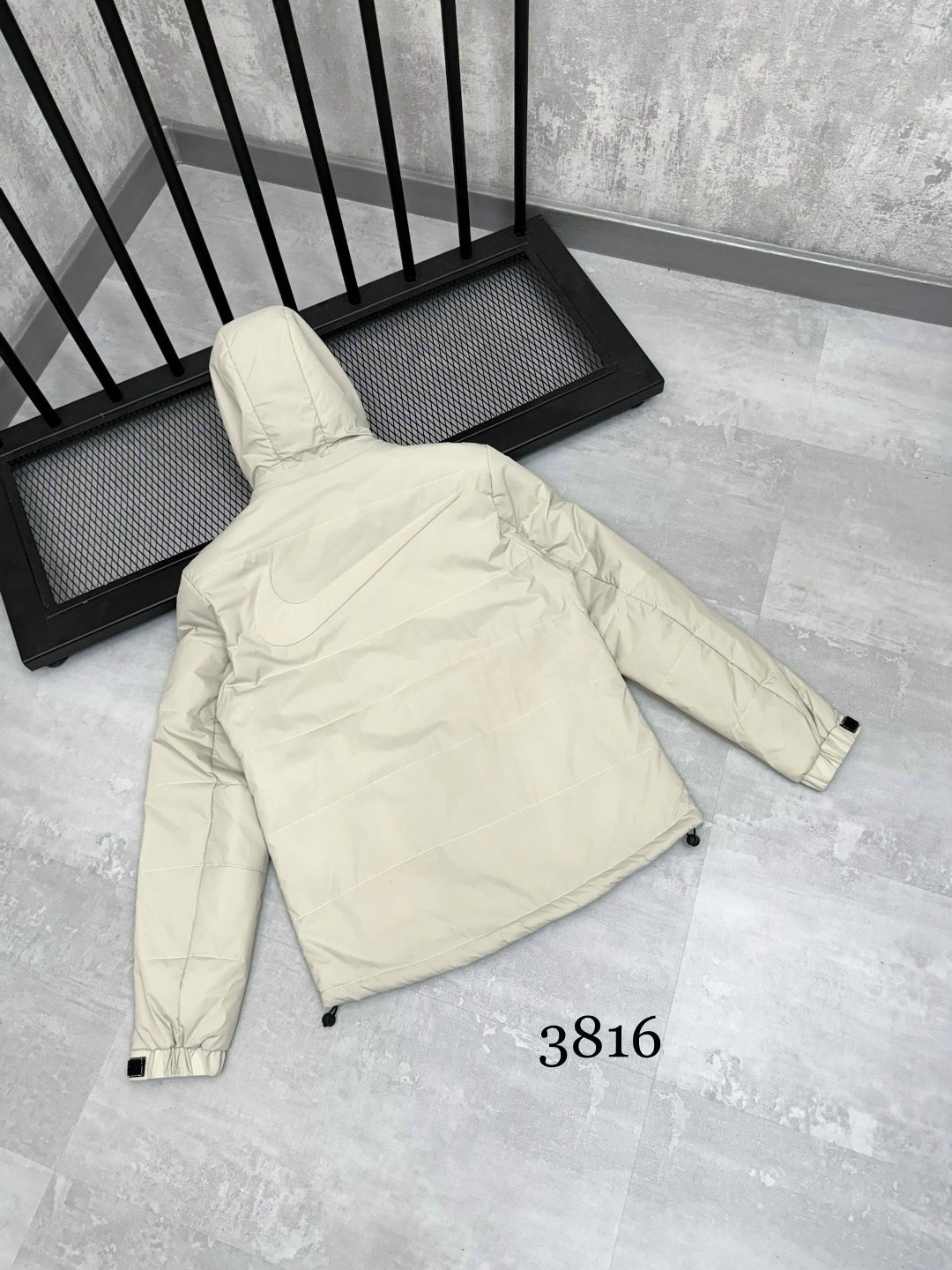 зимняя куртка nike,куртка демисезонная,зимние куртки,куртка,куртка белая