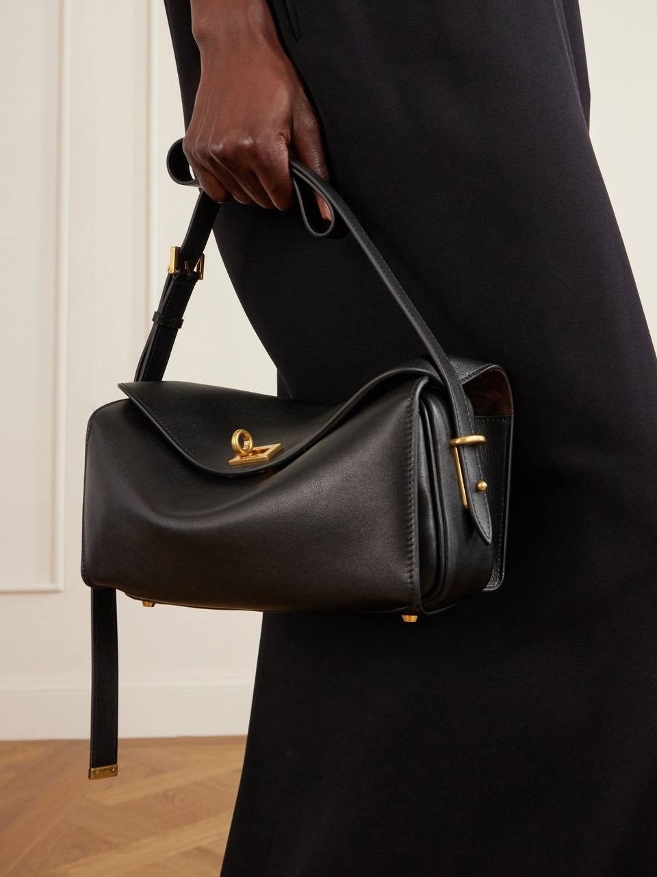 сумка balenciaga,сумка женская balenciaga,розовая сумка,balenciaga balenciaga,сумка