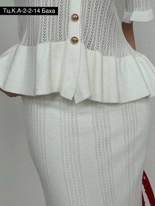 вязаные костюмы,костюм с юбкой,кофточка,вязаная безрукавка,вязаный костюм с юбкой