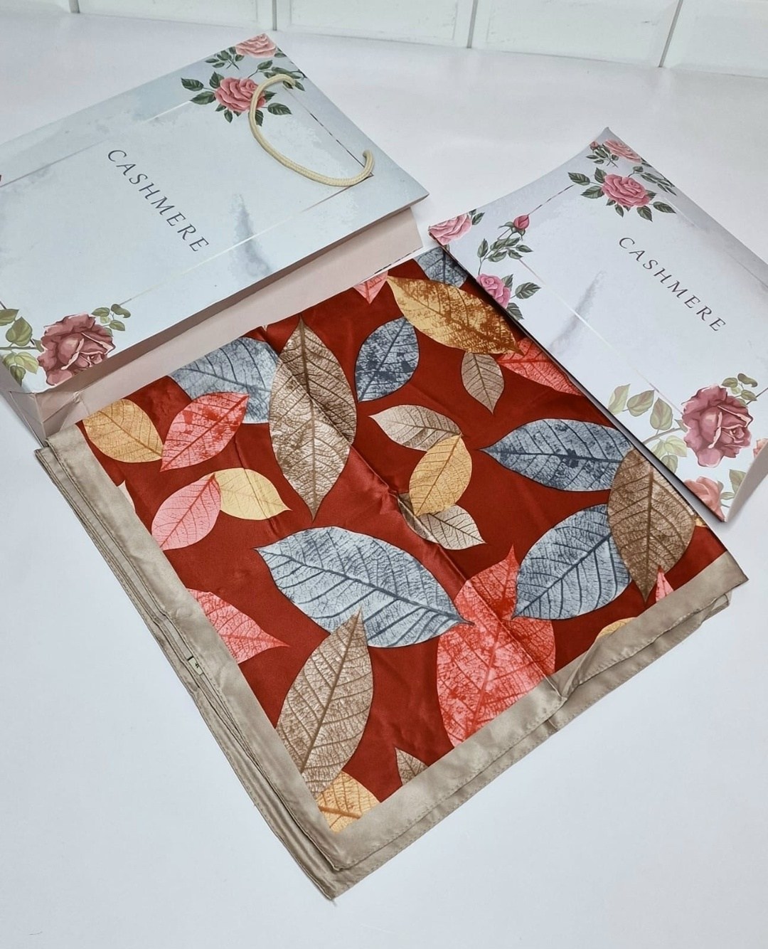 новинки платок,платки шелковые,платки женские,платок шелковый женский,салфетка