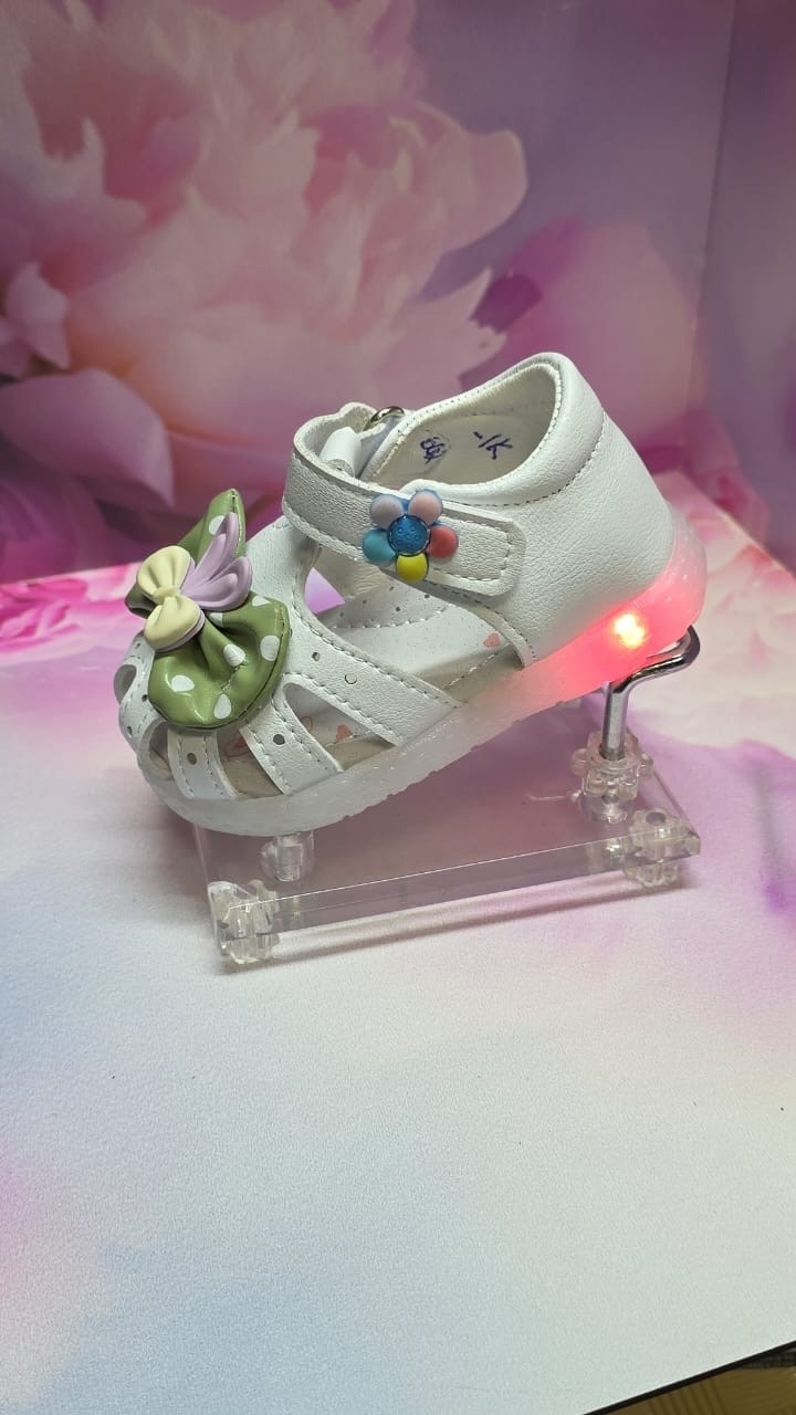 ,детские босоножки,сандалии для девочек,детские сандалии,сандалии