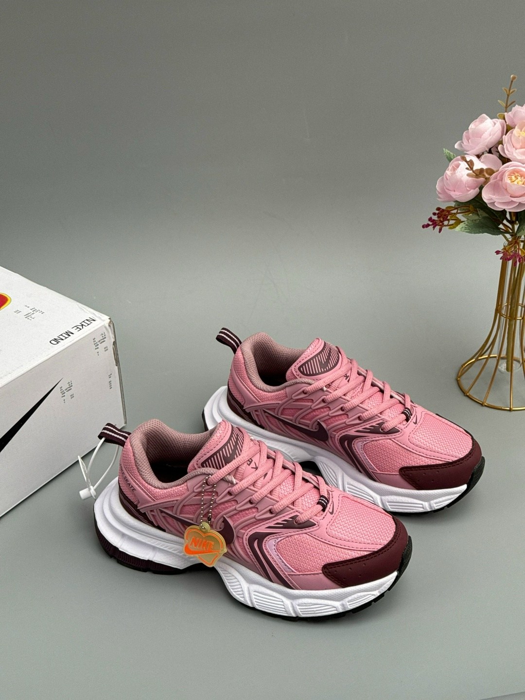 женские кроссовки,кроссовки,кроссовки nike,женские кроссовки nike,спортивная