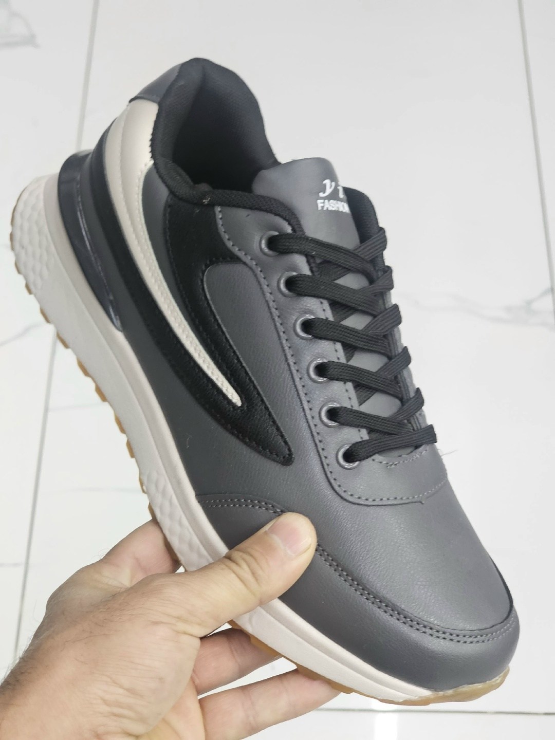 мужские кроссовки,мужская  кроссовки,кроссовка мужской,кроссовки черные,