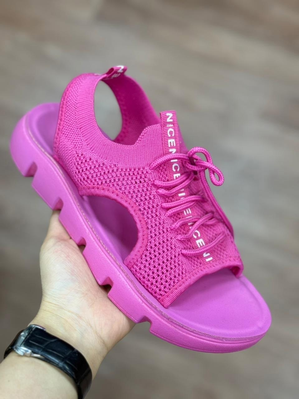 ,босоножки женские,женские босоножки на сплошной,босоножки эко,босоножки летние