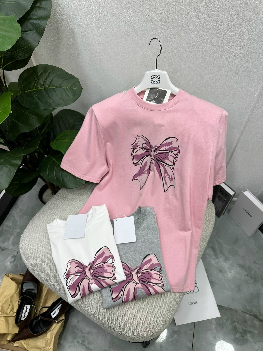 футболка с бантами,футболки женская,летние женские футболки,футболка с бантиком женская,футболка с принтом