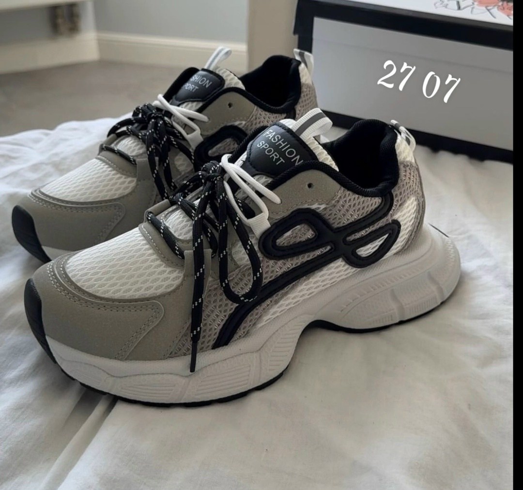 кроссовки женскиe,кроссовки,модные кроссовки,удобные кроссовки,кроссовки комбинированные