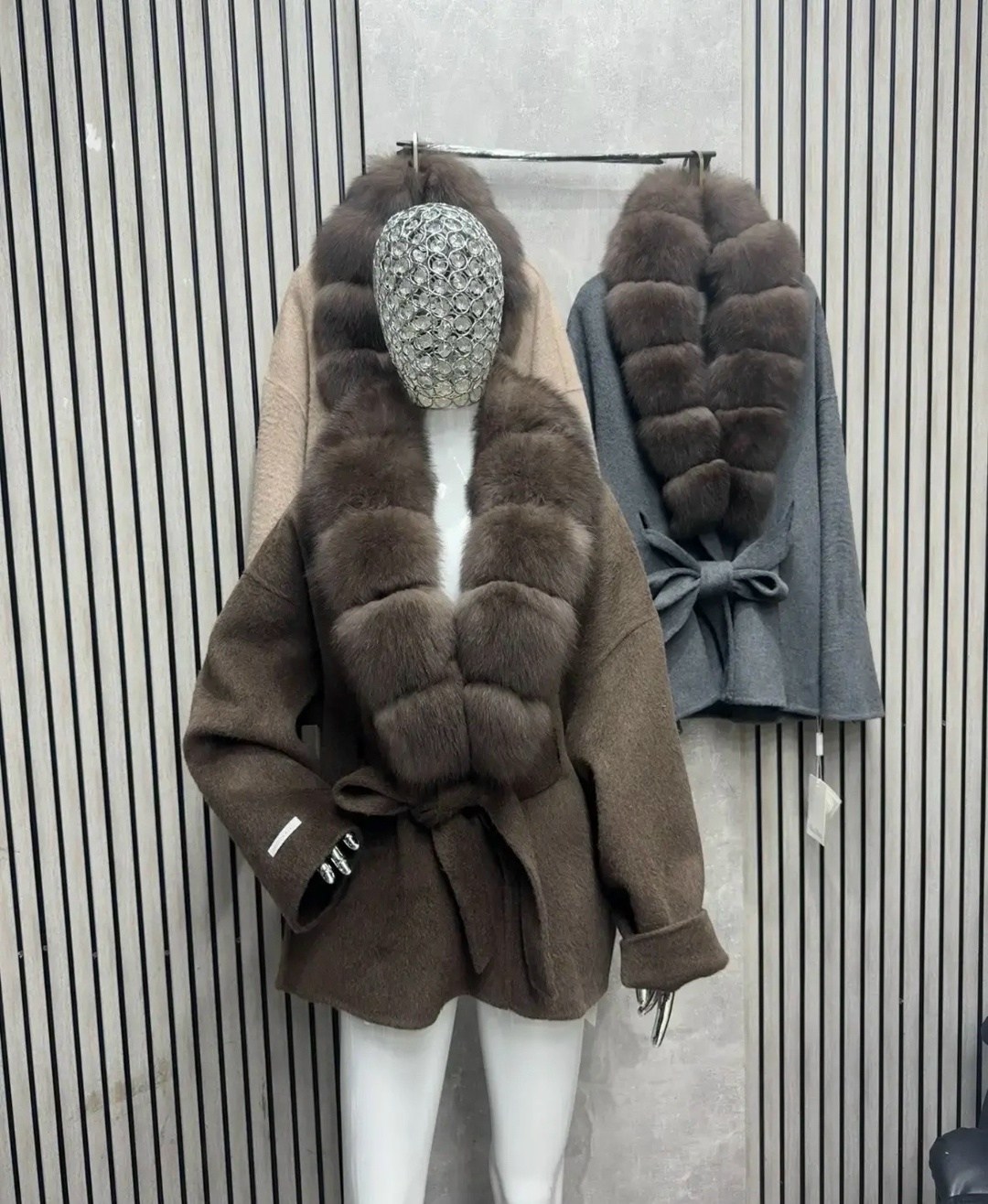 зимнее пальто женское,пальто кашемировое с мехом песца,пальто с мехом,кашемировое пальто женское с мехом,пальто с мехом женское