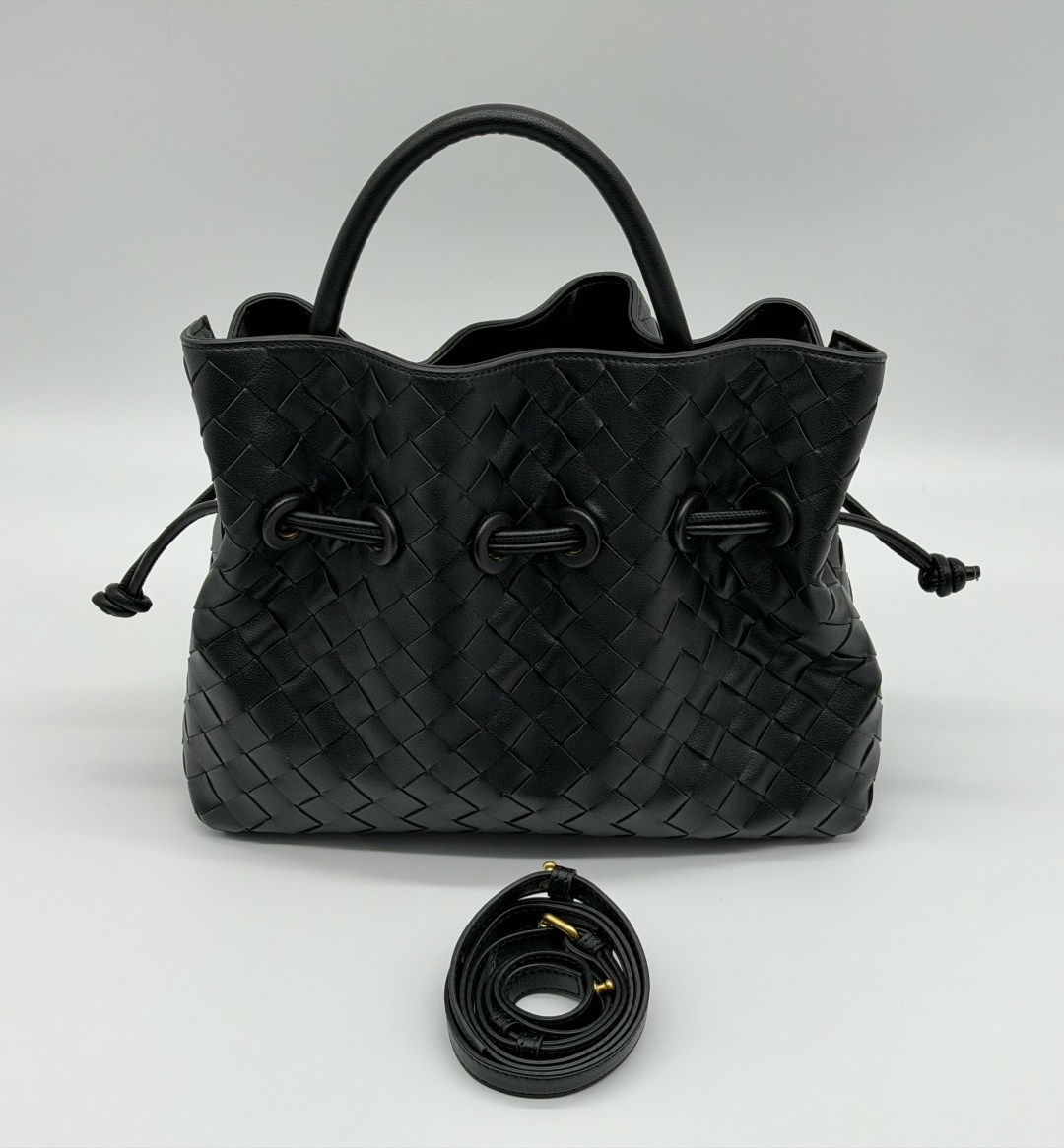 женская сумка bottega veneta,сумка bottega veneta,сумка боттега венета,сумка плетеная,сумки женская