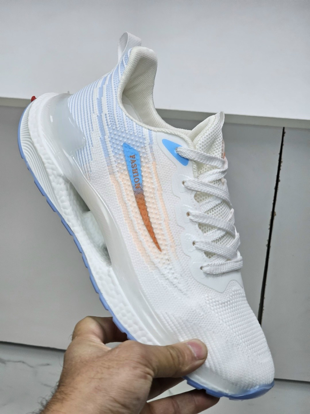 кроссовки,кроссовки повседневные,кроссовки дышащие,женские кроссовки,спортивные кроссовки