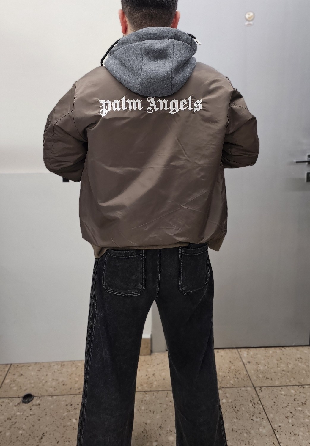 куртка palm angels,толстовка palm angels,бомбер palm angels,толстовка palm angels цвет белый,palm angels одежда