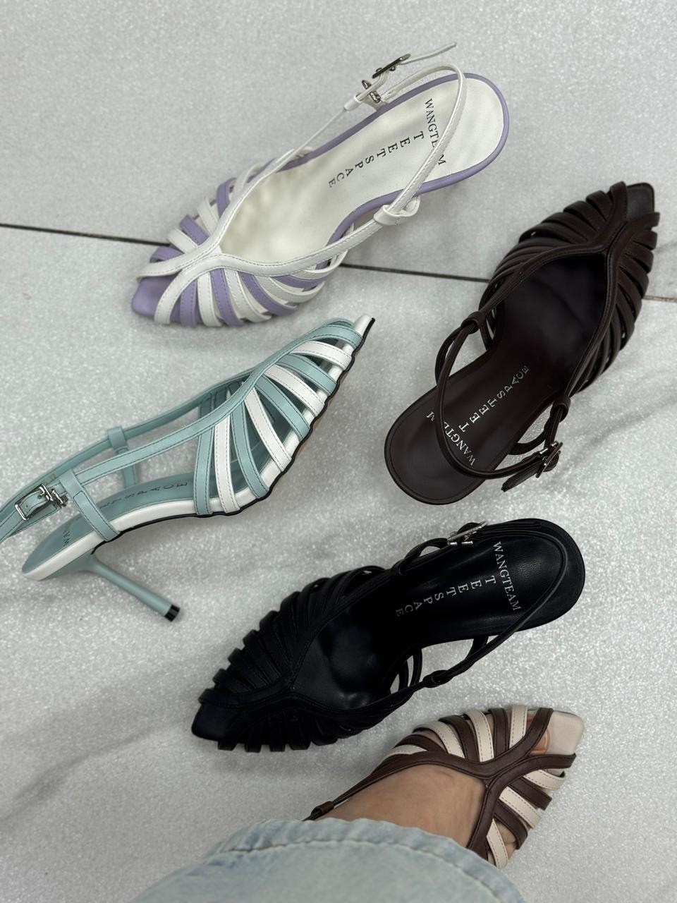 ,женские босоножки,босоножки на каблуках,сандалии босоножки,каблуки туфли