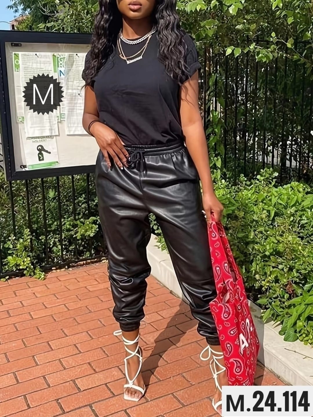 штаны из экокожи,кожаные штаны женские свободные,кожаные брюки,брюки из экокожи cropp,джоггеры из экокожи брюки