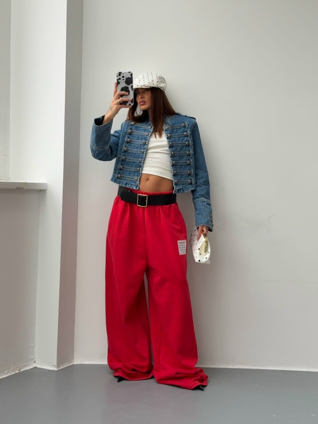 джинсовые куртки женские,джинсовая куртка,короткая джинсовая куртка,женская джинсовая куртка с металлическими пуговицами,модные джинсовые куртки