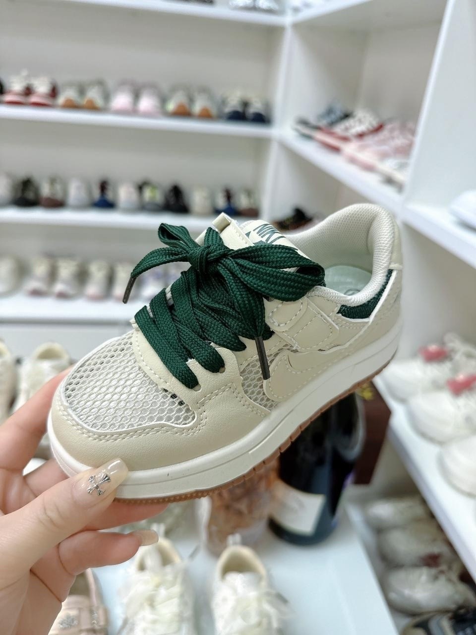 кроссовки,,детские кроссовки,спортивная ,детские кроссовки nike