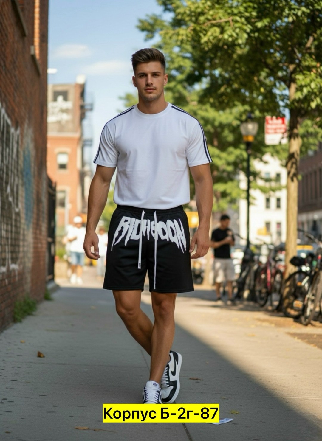 мужской спортивный костюм,спортивный костюм оверсайз двойка: шорты и футболка,костюм мужской с шортами и футболкой летний,костюм мужской летний с шортами спортивный,летний спортивный костюм с футболко