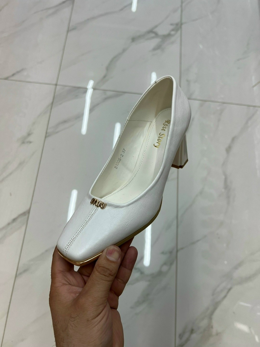 ,туфли женские,женская ,стильные туфли,лаковые туфли женские на маленьком каблуке