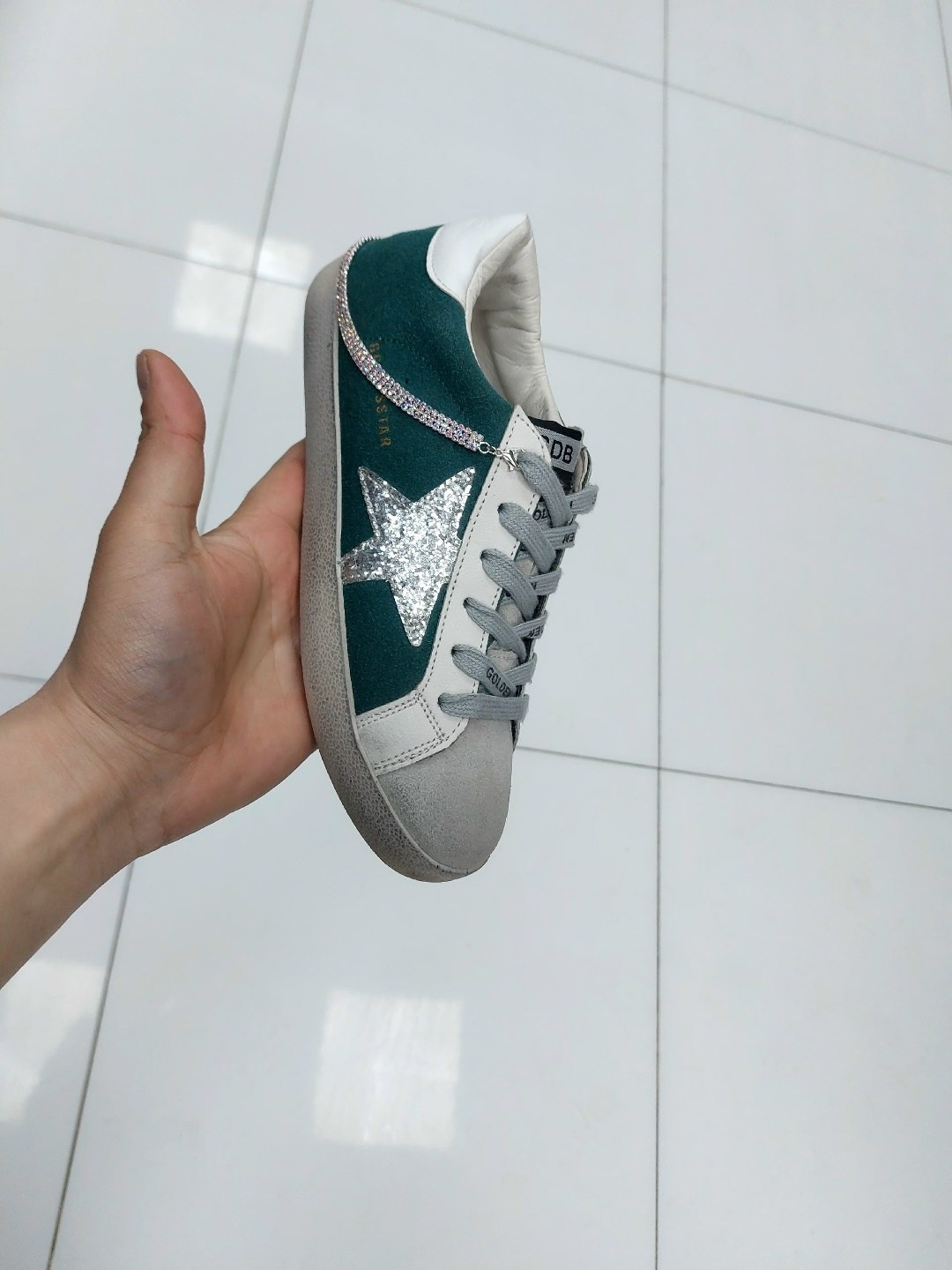 ,golden goose кеды,кроссовки golden goose,женские кеды golden goose superstar зеленые,женские кеды