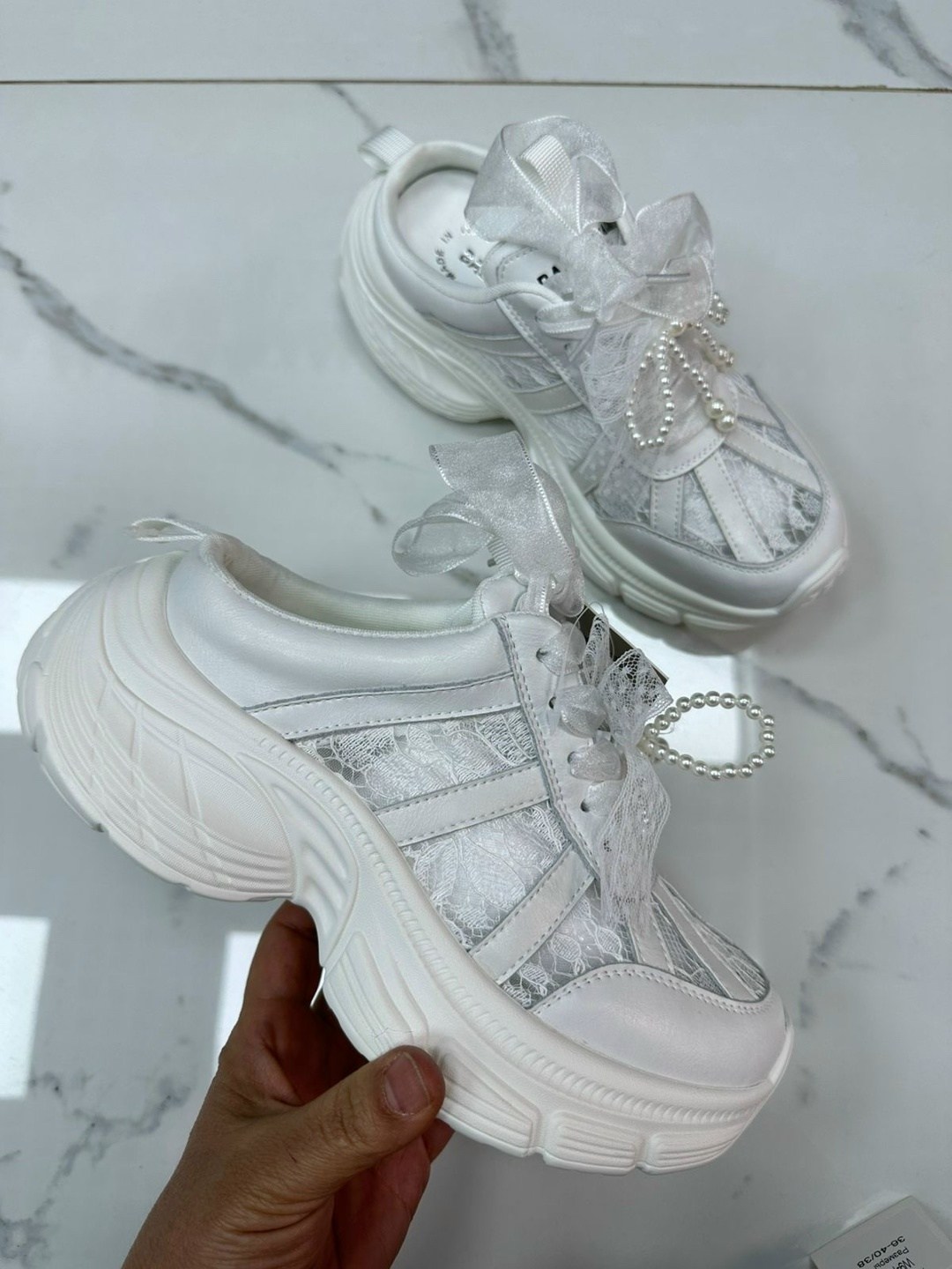 ,женские кроссовки,женские массивные кроссовки,массивные кроссовки,кроссовки модные