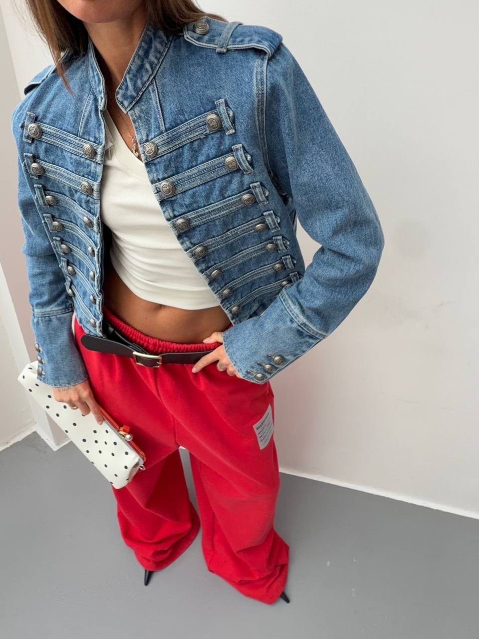 джинсовая куртка,куртка женская джинсовая,джинсовый пиджак,короткая джинсовая куртка,женская джинсовая короткая куртка