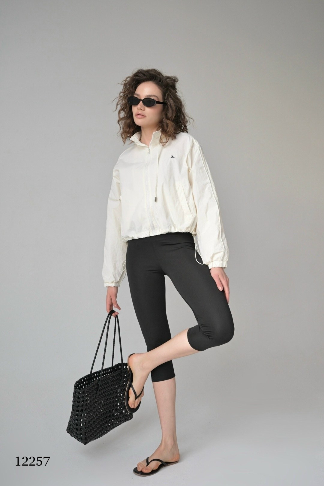 куртка бомбер,куртка бомбер женская,модная куртка,оверсайз куртка,бежевый бомбер