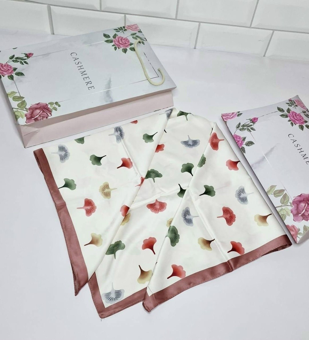 новинки платок,платки шелковые,платки женские,платок шелковый женский,салфетка