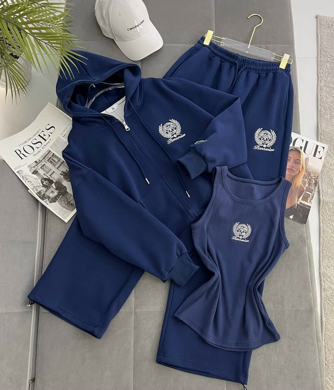 спортивный костюм,спортивный костюм женский,костюм женский на флисе,костюм на флисе,женский костюм тройка